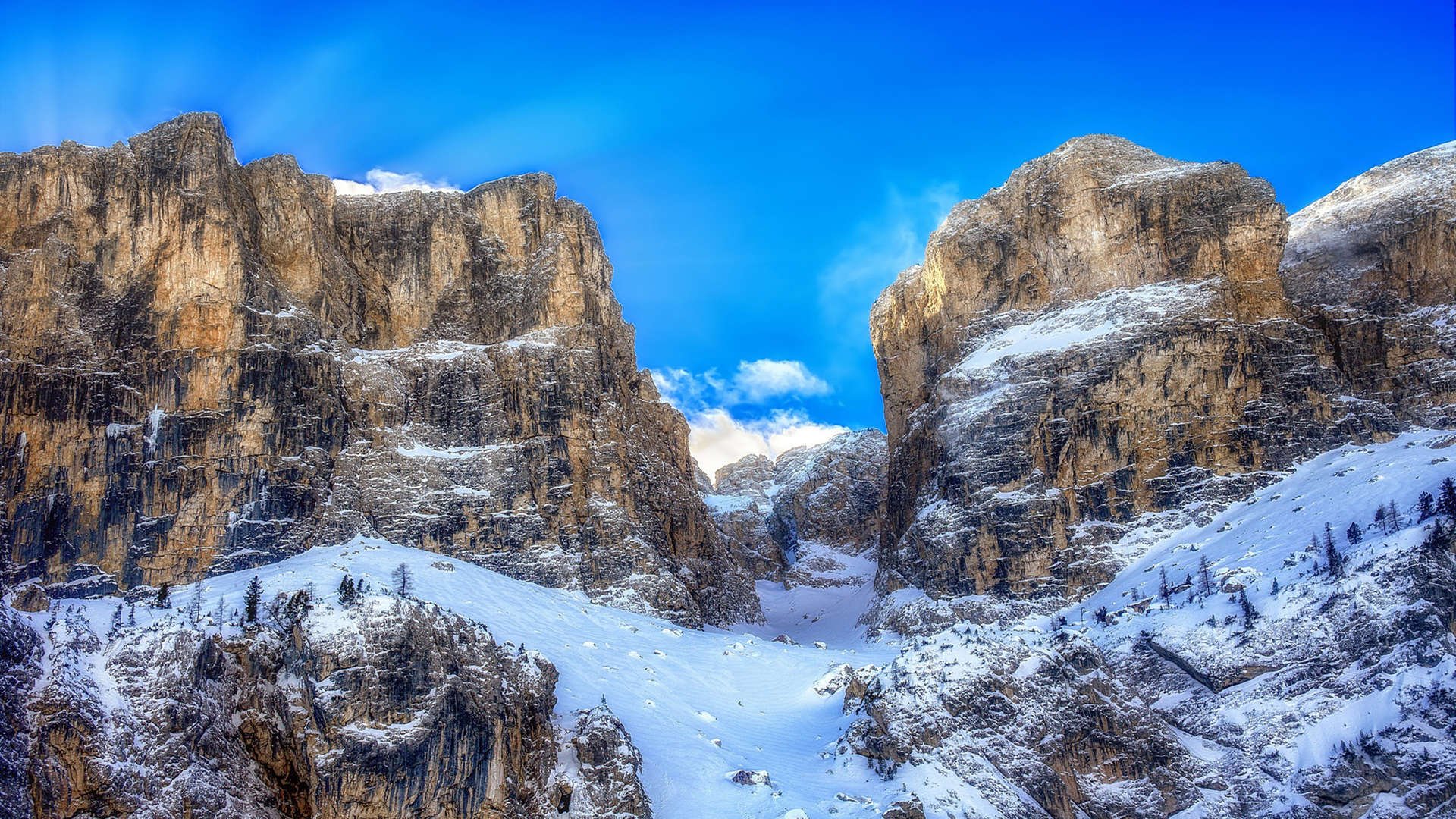 JIU YOU GAME-【洛杉矶天使艰难胜出】特劳特关键全垒打锁定胜局，洛杉矶天使队排名