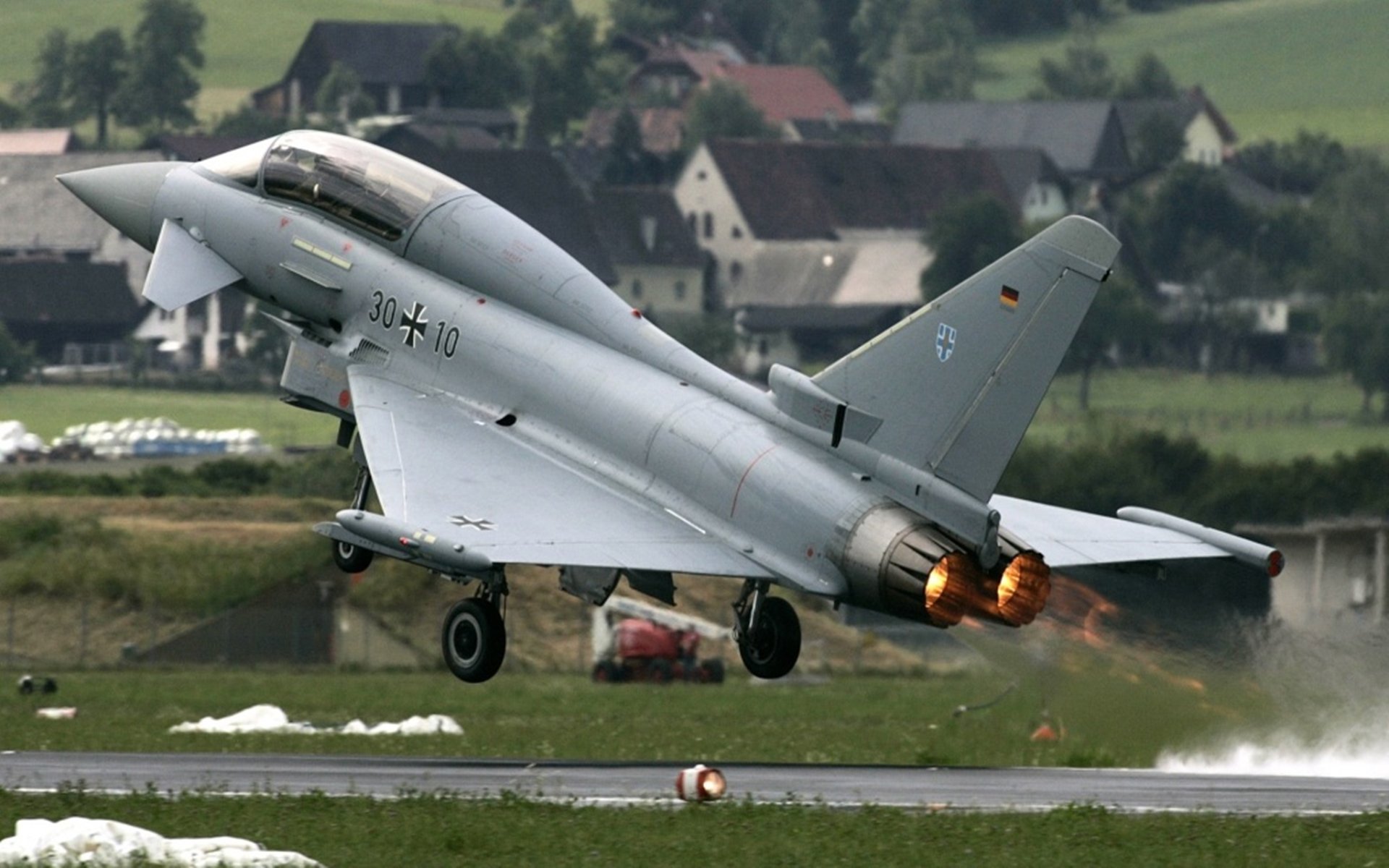 九游娱乐官网 (jiuyou)-全国龙舟赛，水上竞技绽放团队风采，专业龙舟比赛