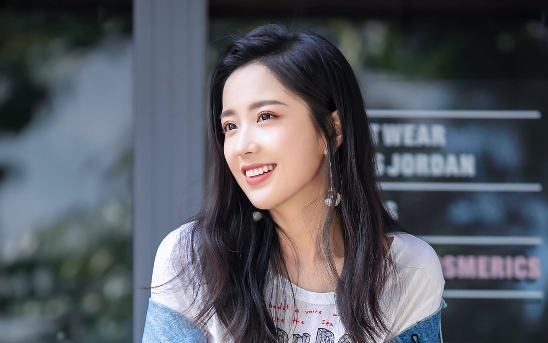 九游9游-升班马雷恩展现沉着应战，稳步前行，马雷怎么出生的